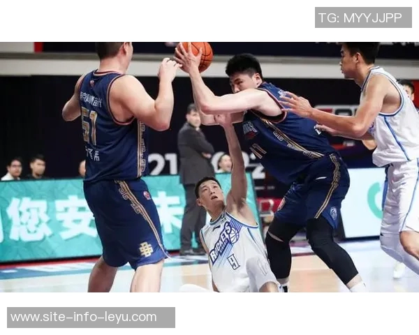 奎因前49场表现惊艳600分350板200助本西与伯德同获最佳新秀殊荣